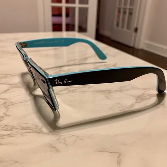 Sunglasses - Picture 2 of 3